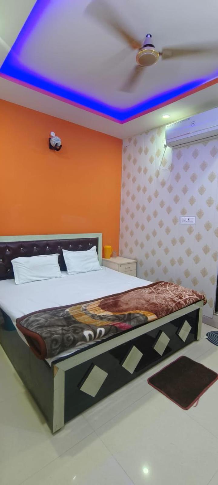 Hotel Shri Ram Bhavan Ayodhya Eksteriør bilde