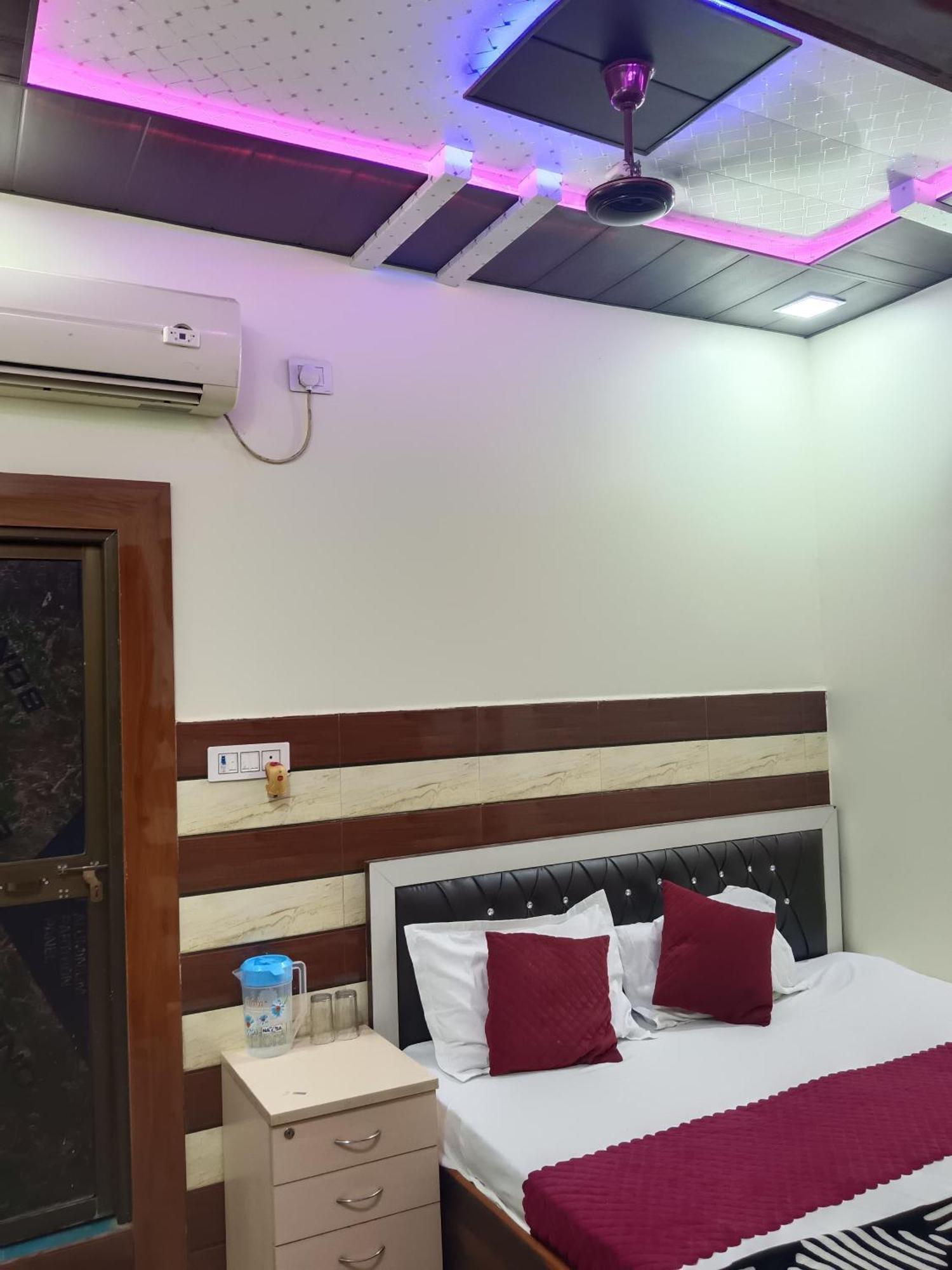 Hotel Shri Ram Bhavan Ayodhya Eksteriør bilde
